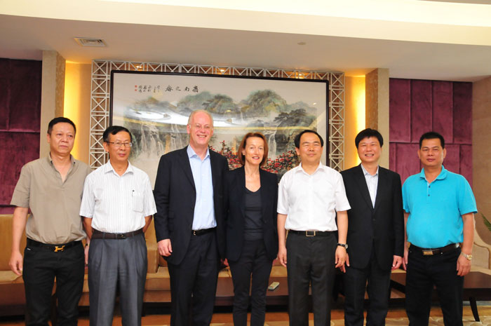 CEO of RSBK GmbHRudolf Scharping Visits Jieyang for Deeper Cooperation
